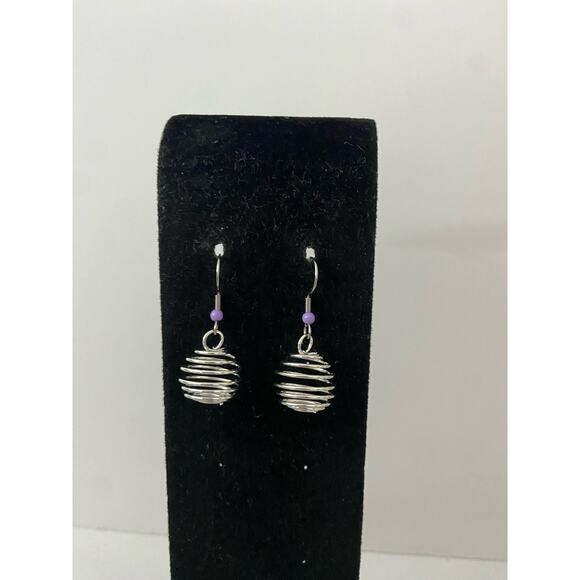 Handmade abstract cage, earrings, silver tone - Picture 1 of 3